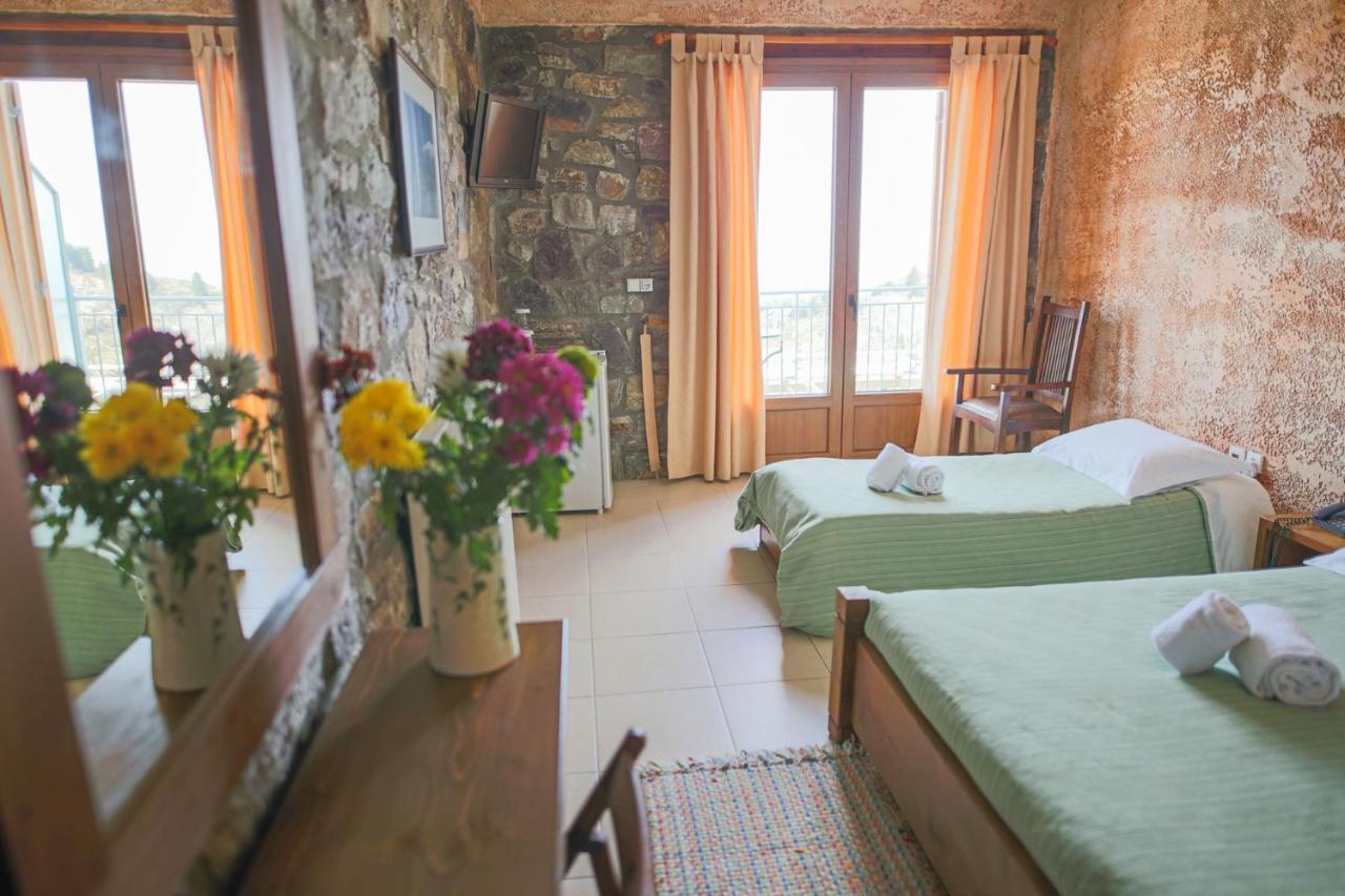 Faris Hotel Xirokampi Kültér fotó
