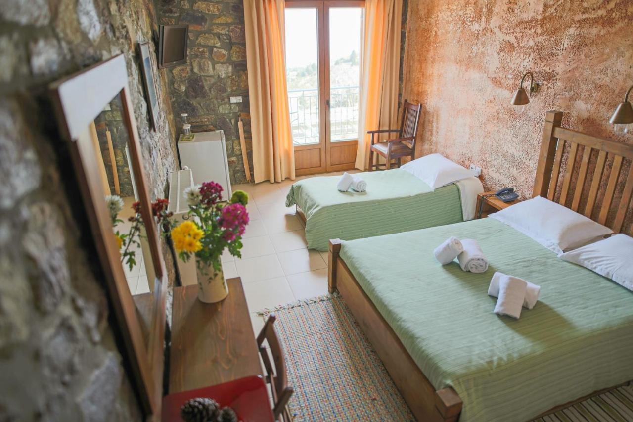 Faris Hotel Xirokampi Kültér fotó