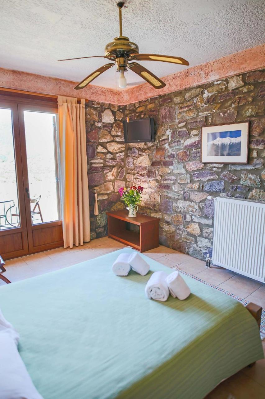 Faris Hotel Xirokampi Kültér fotó