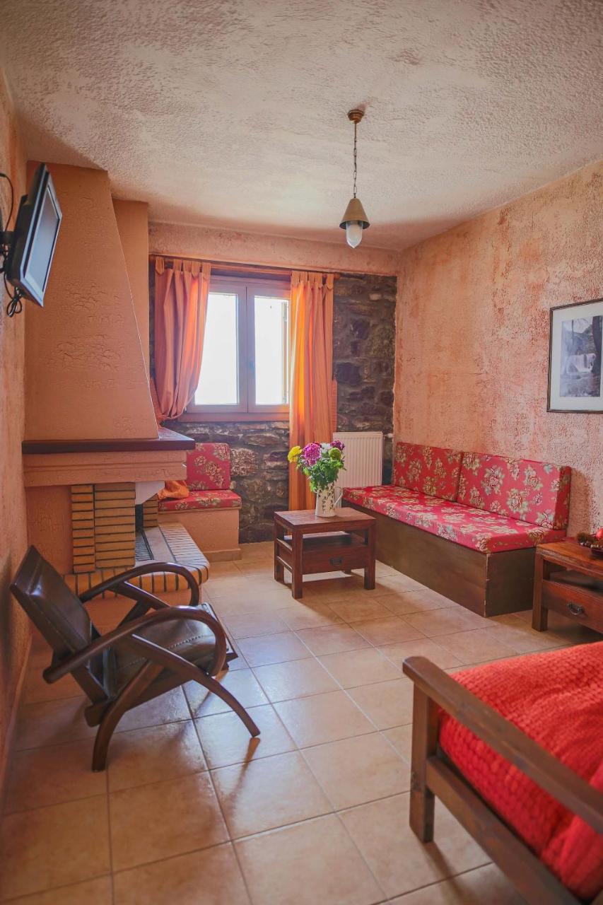 Faris Hotel Xirokampi Kültér fotó