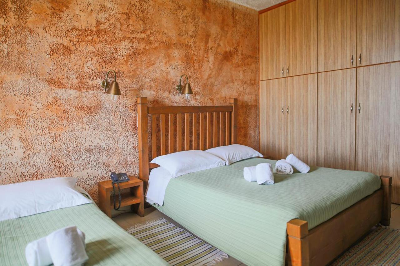 Faris Hotel Xirokampi Kültér fotó