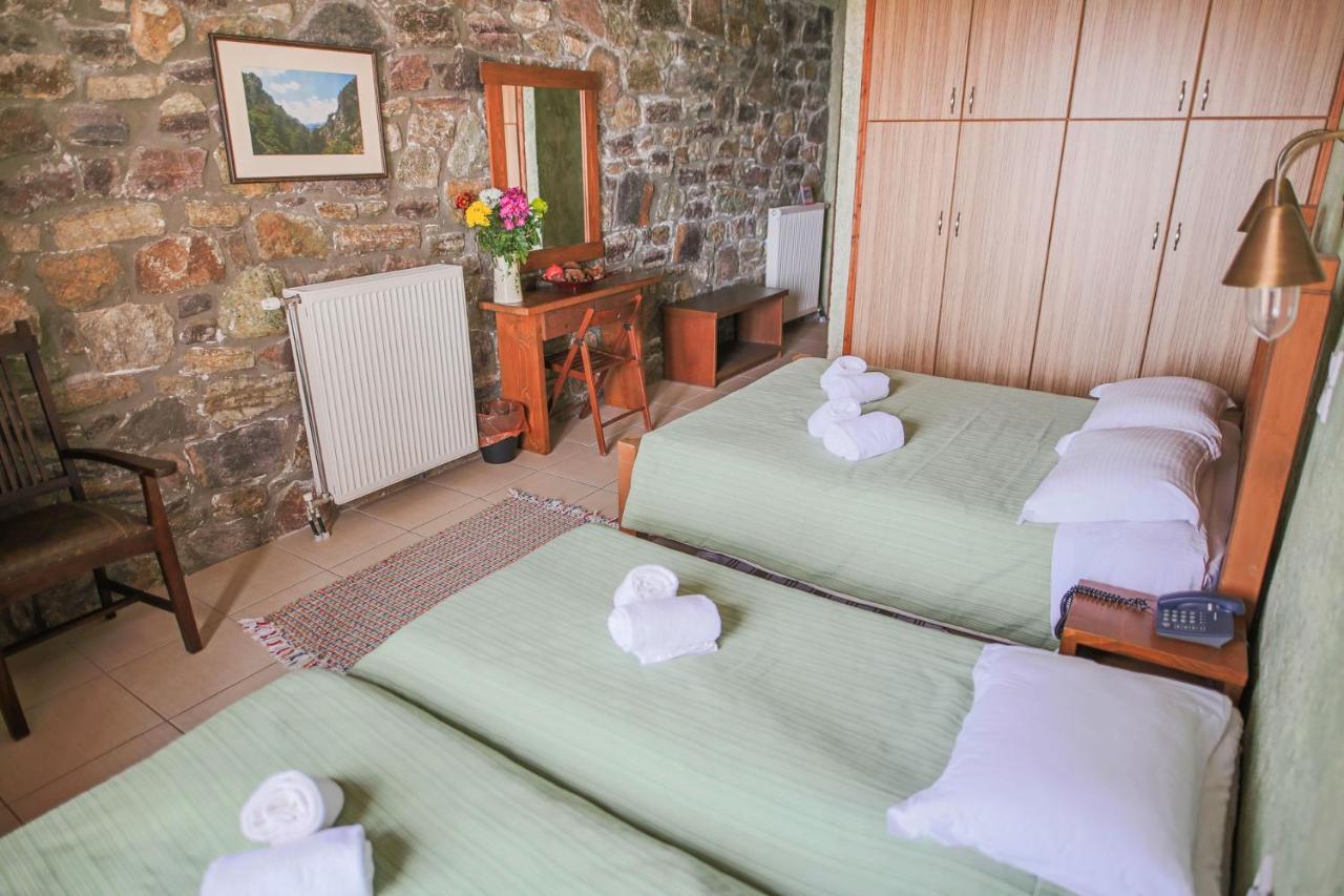 Faris Hotel Xirokampi Kültér fotó