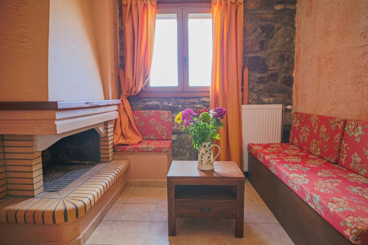 Faris Hotel Xirokampi Kültér fotó